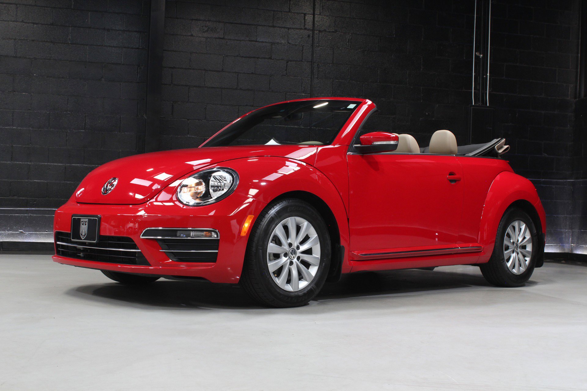 Used 2017 Volkswagen Beetle 1.8T SE FWD image 5