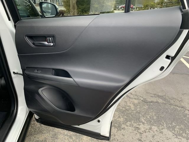 Used 2023 Toyota Venza LE image 11