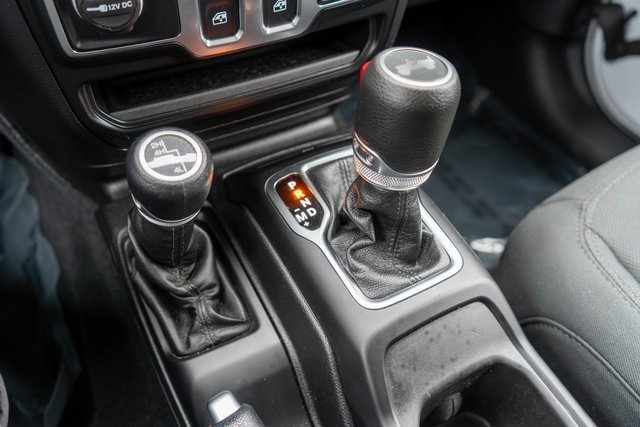 Used 2020 Jeep Wrangler Sport image 24