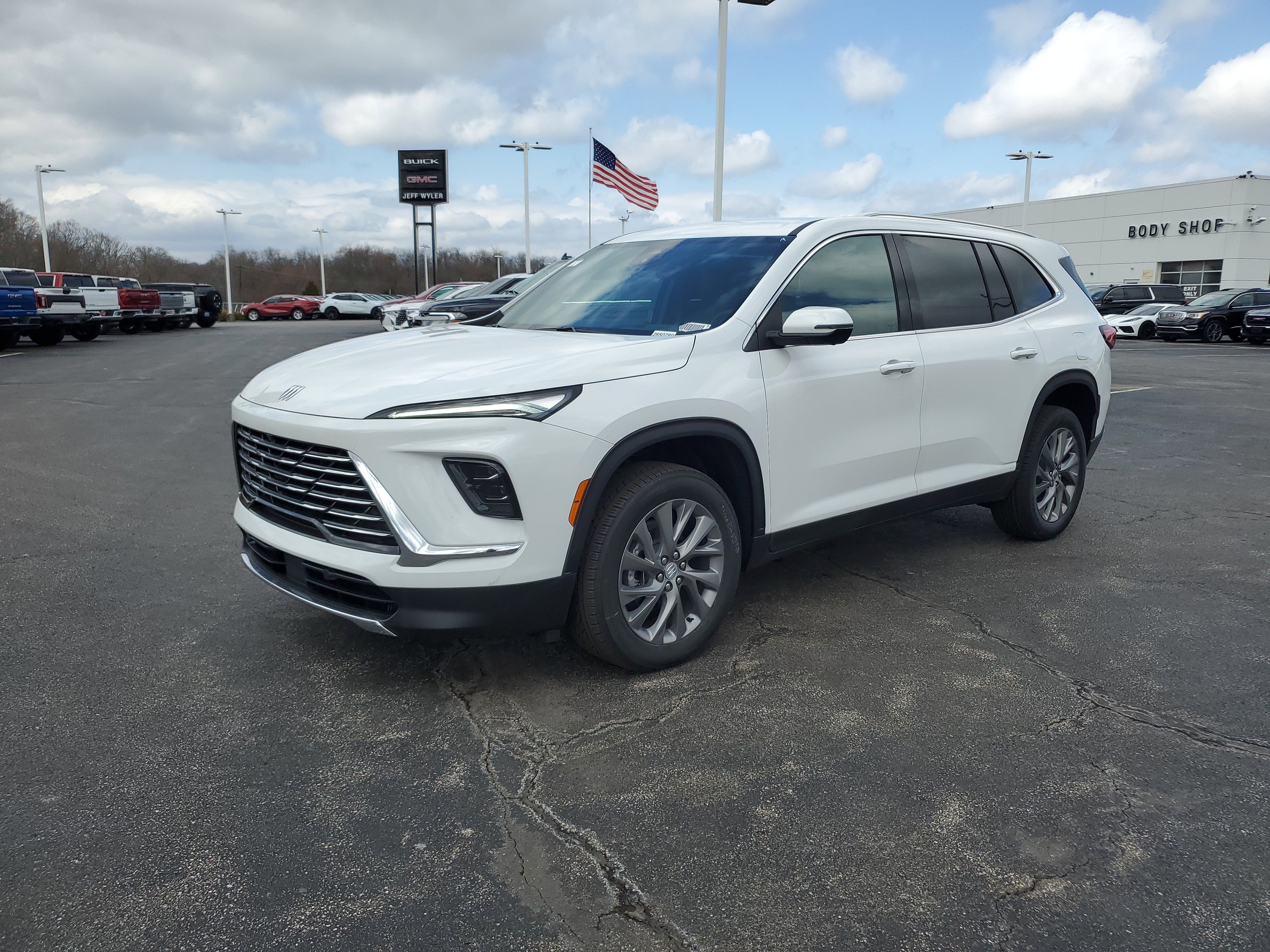 New 2026 Buick Enclave Preferred w/ Power Package image 9