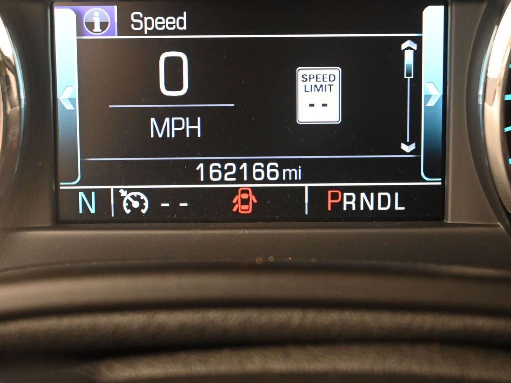 Used 2017 Chevrolet Suburban Premier image 39