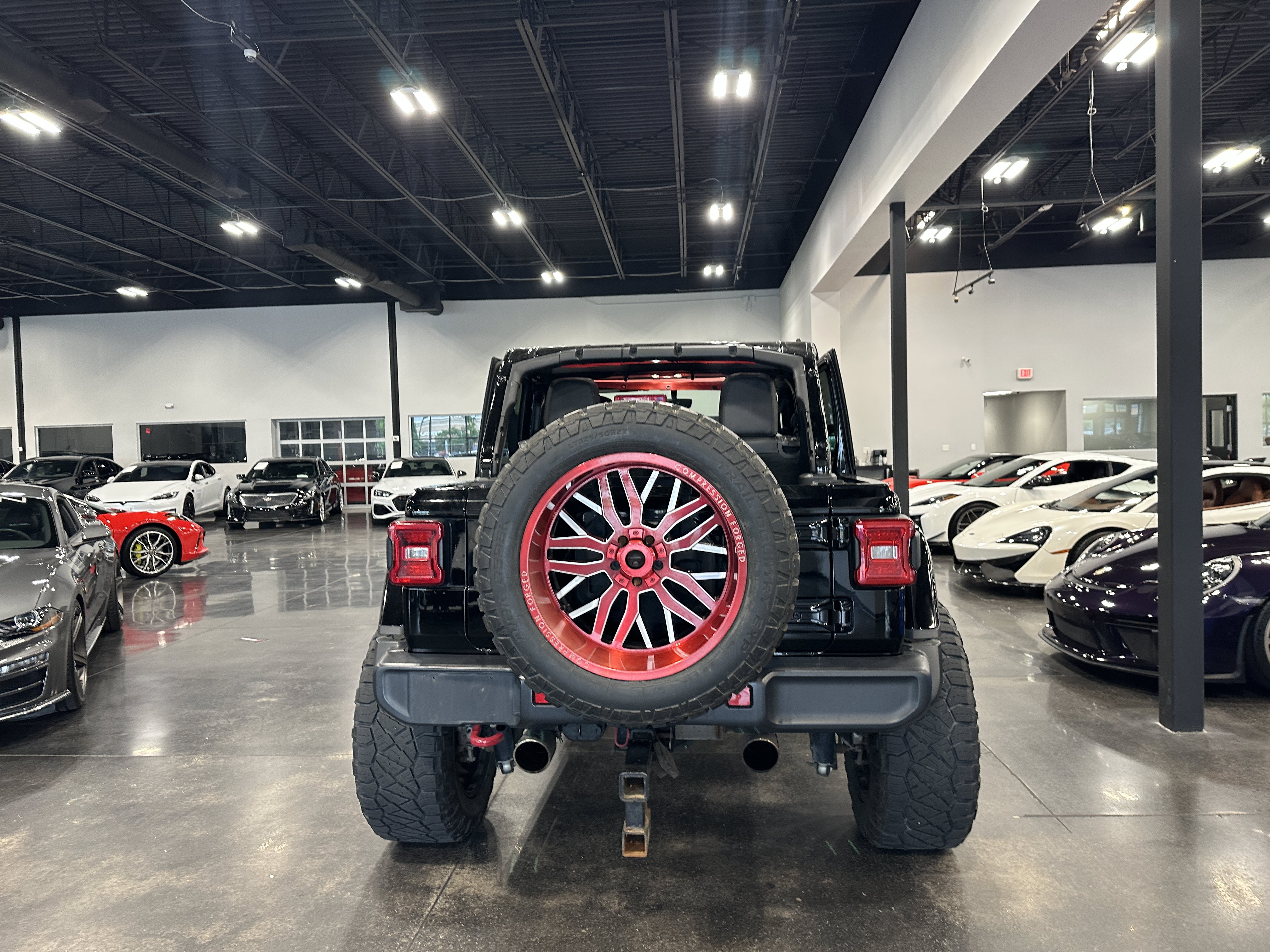 Used 2020 Jeep Wrangler Unlimited Rubicon AWD/4WD image 6