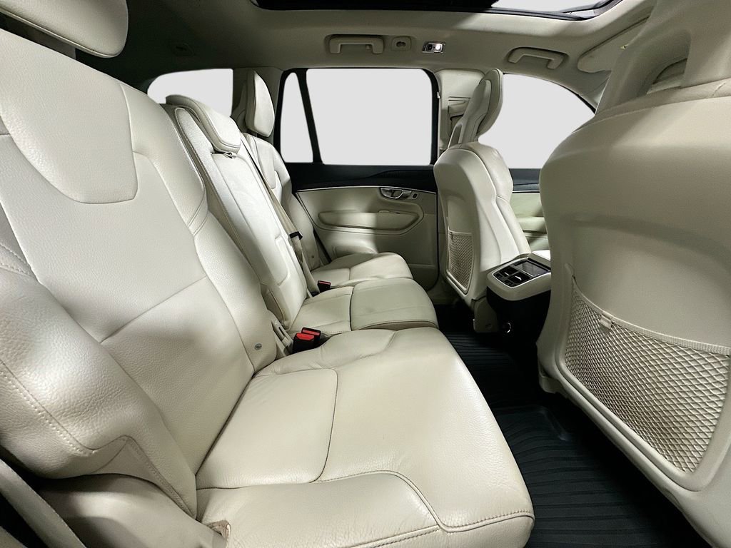 Used 2020 Volvo XC90 T5 Momentum w/ Protection Package Premier AWD/4WD image 30