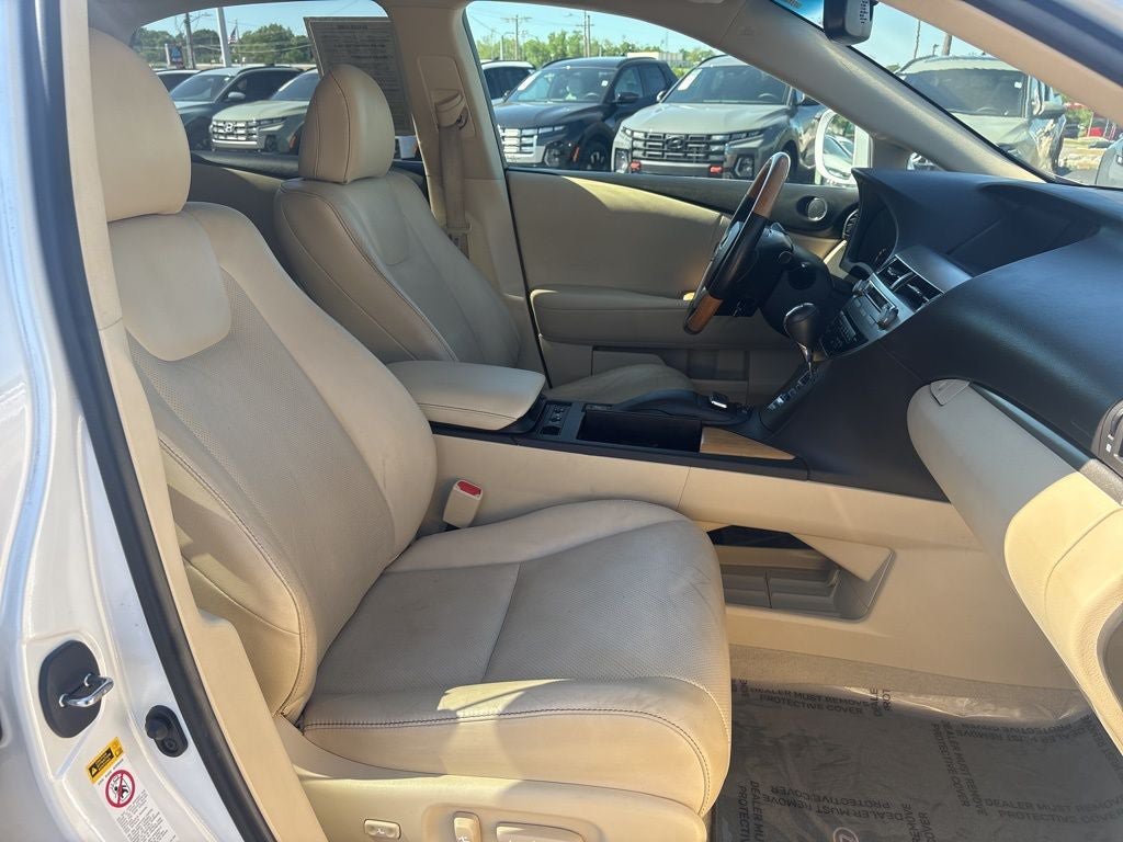 Used 2015 Lexus RX 450h AWD image 32