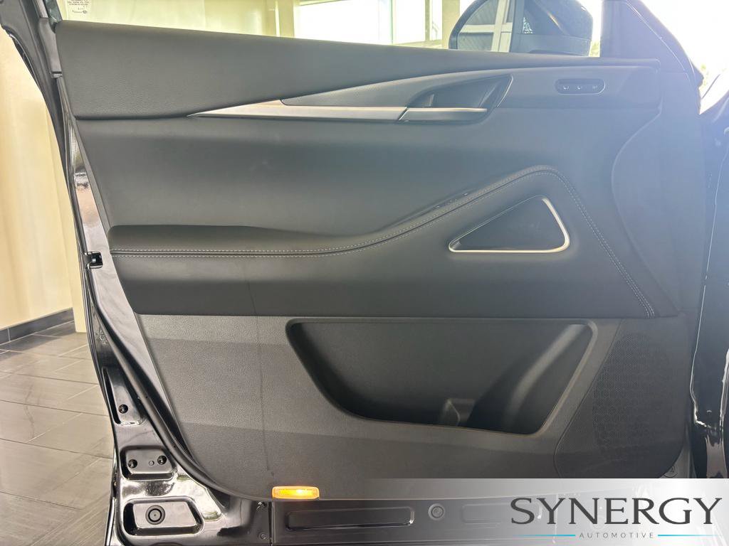 New 2027 INFINITI QX60 Luxe w/ Cargo Package FWD image 18