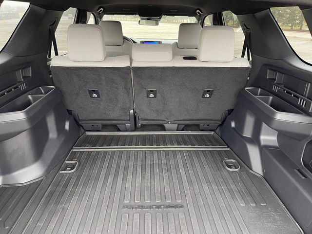 Certified 2025 Toyota 4Runner SR5 image 19