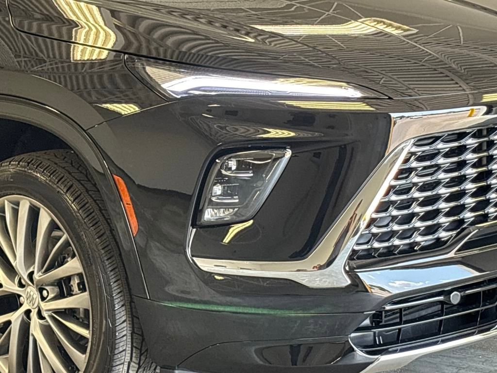 New 2025 Buick Enclave Avenir w/ Trailering Package, 5000 lbs. image 4