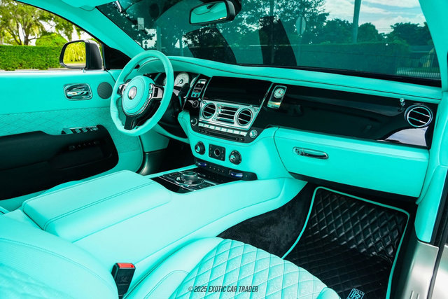 Used 2017 Rolls-Royce Wraith image 46