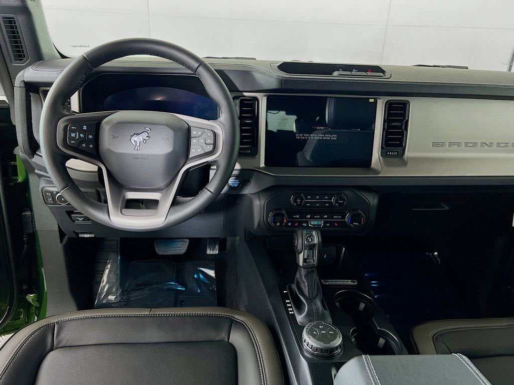 New 2025 Ford Bronco Outer Banks image 26