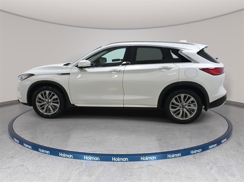Certified 2023 INFINITI QX50 Luxe image 8