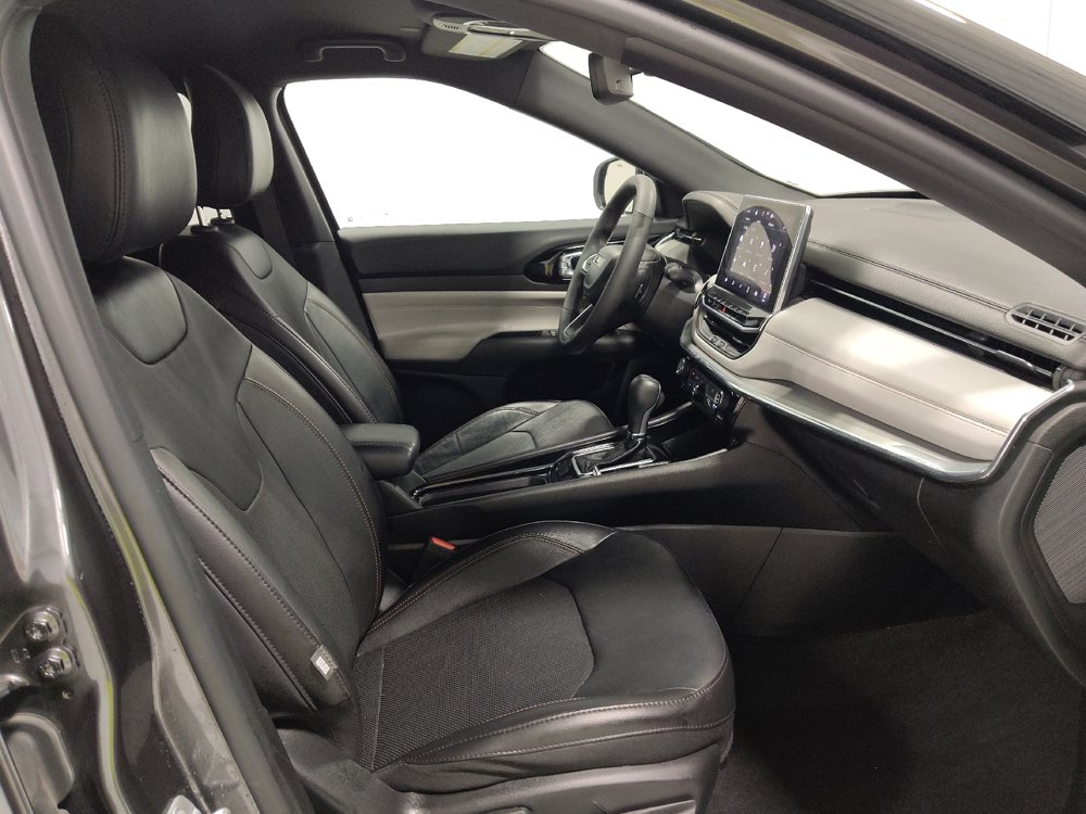 Used 2023 Jeep Compass Limited AWD/4WD image 21