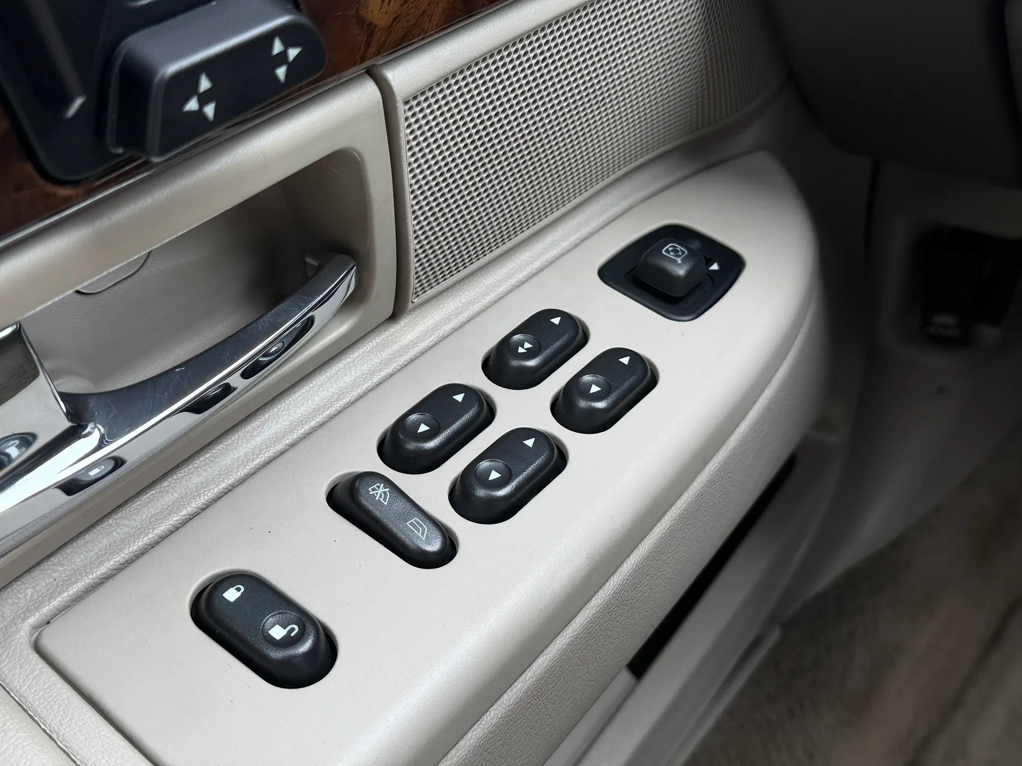 Used 2008 Mercury Grand Marquis GS RWD image 36