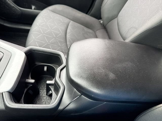 Used 2024 Toyota RAV4 XLE AWD/4WD image 21
