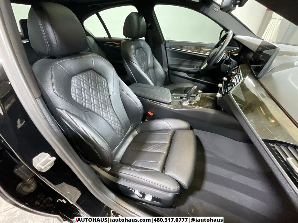 Used 2022 BMW 540i w/ Convenience Package image 20