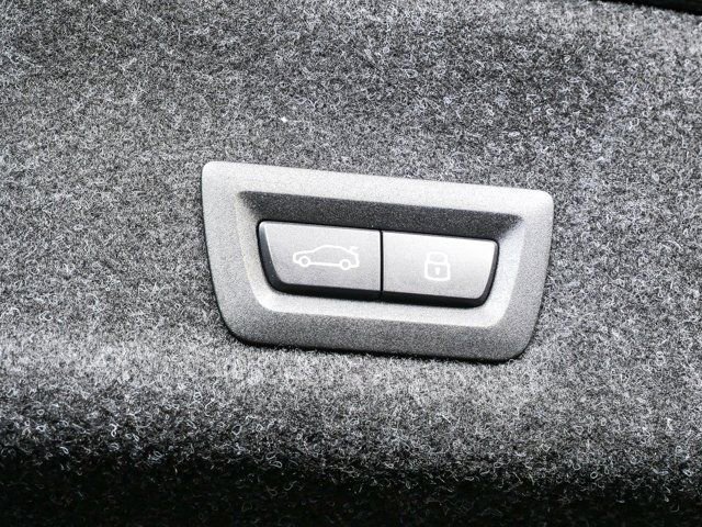 Used 2026 BMW M3 Competition AWD/4WD image 28