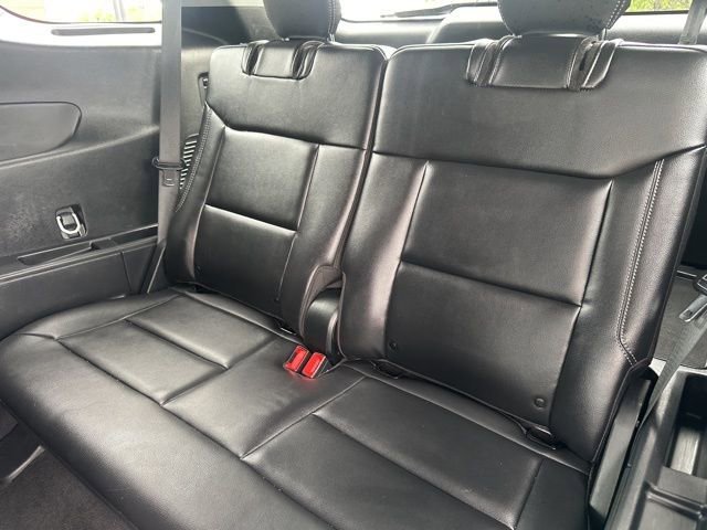 Used 2023 Ford Explorer Limited AWD/4WD image 30