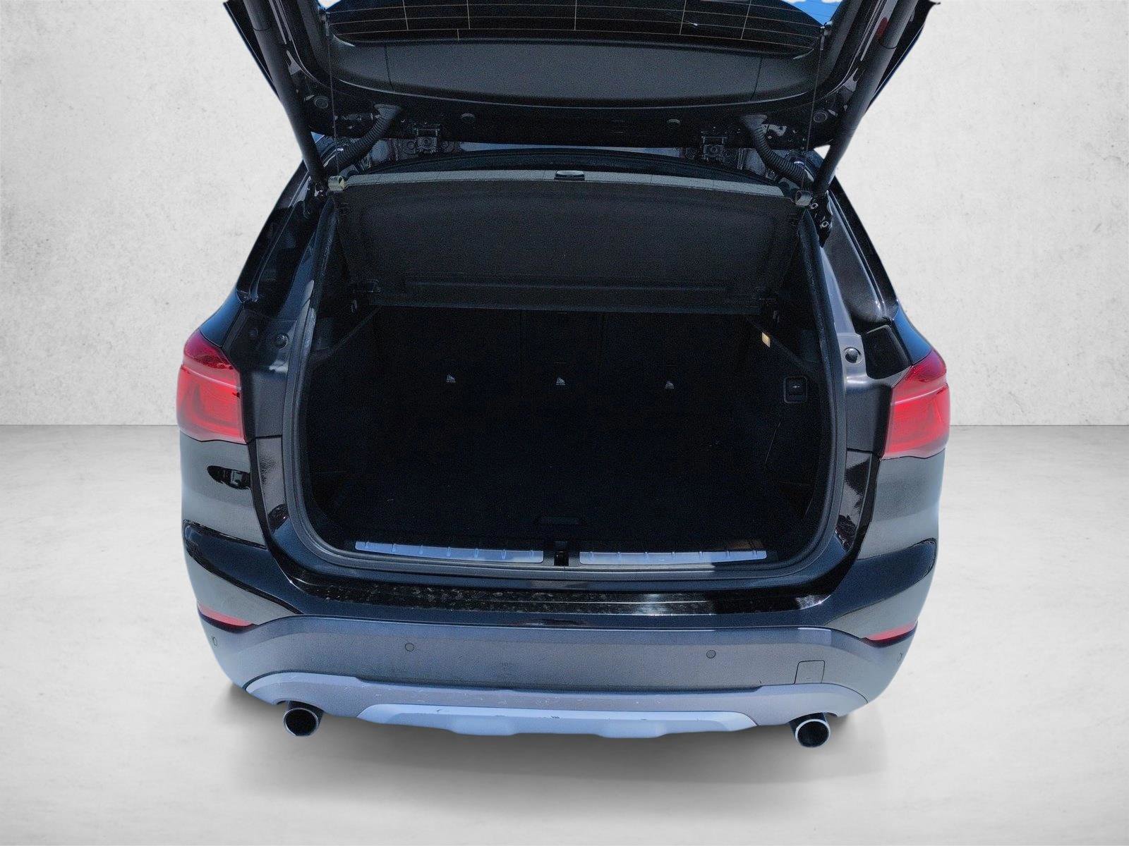 Used 2017 BMW X1 sDrive28i FWD image 6