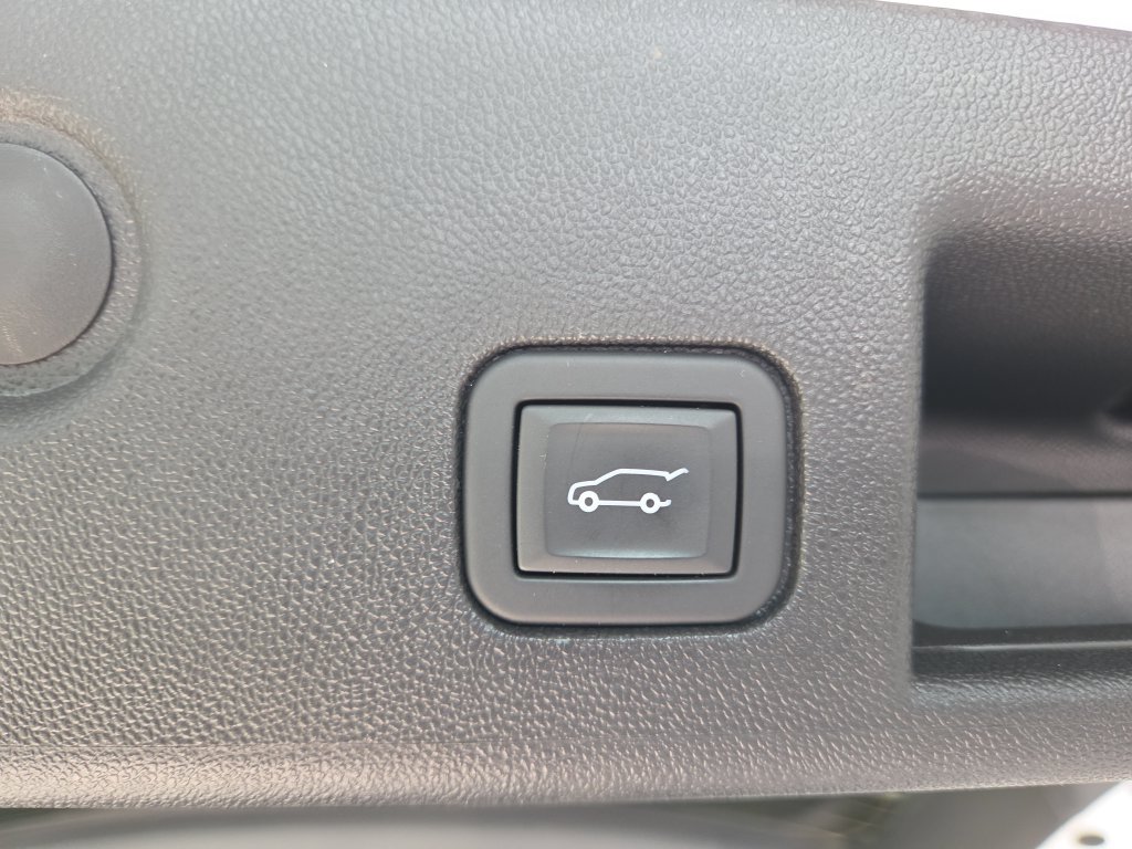 Used 2024 Chevrolet Equinox LT AWD/4WD image 14