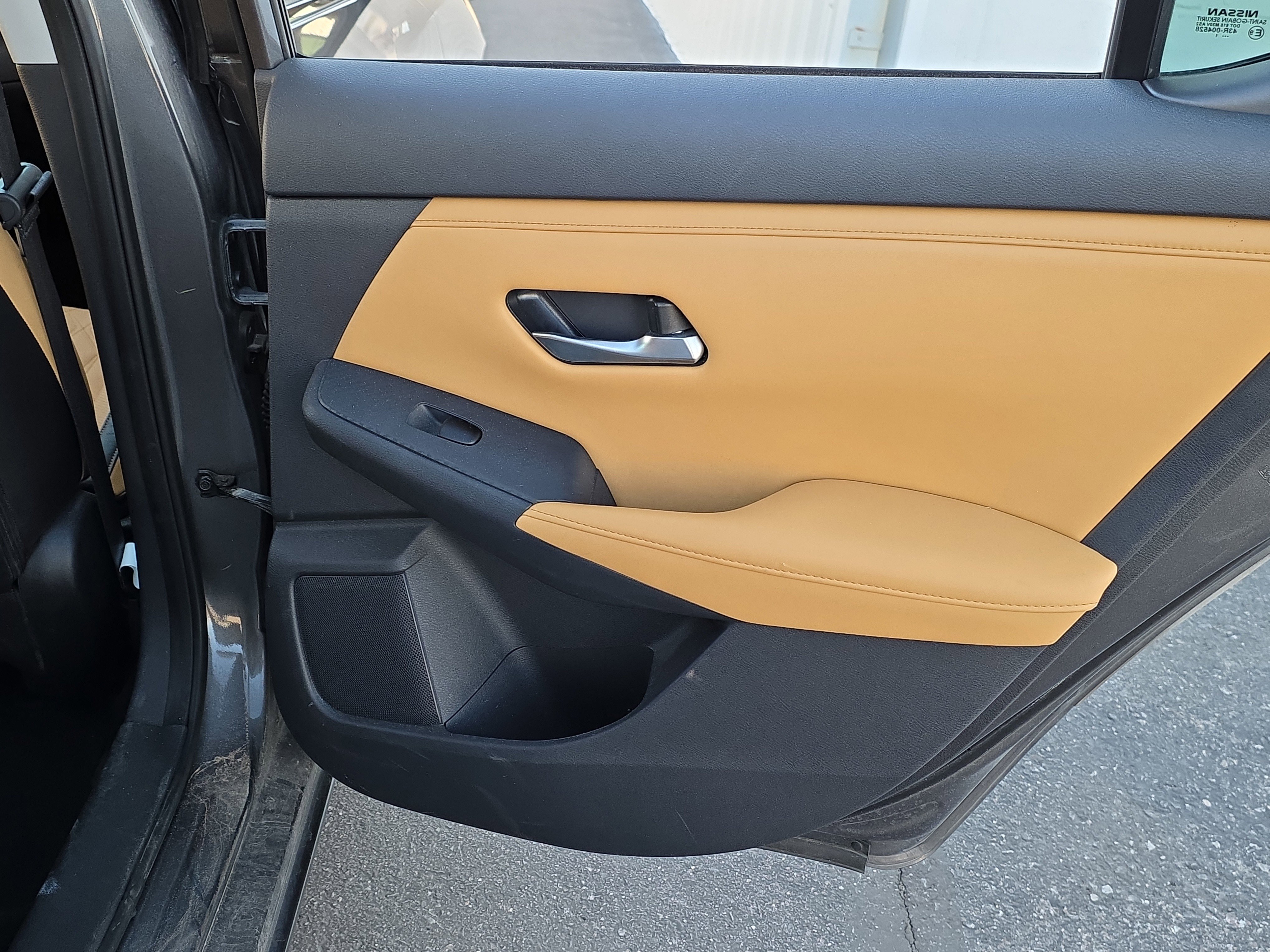 Used 2021 Nissan Sentra SV w/ SV Premium Package image 25