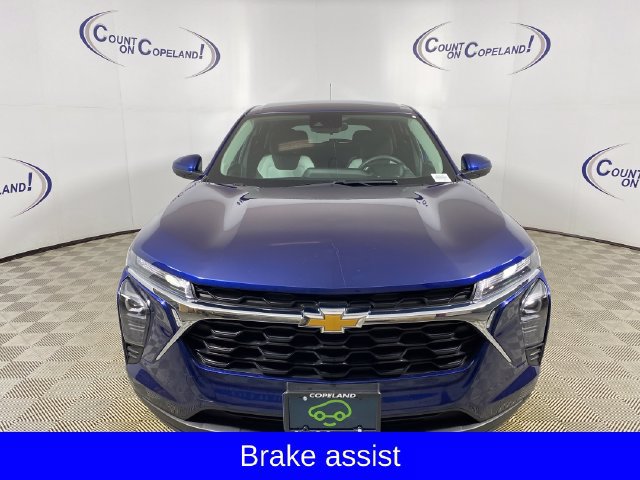 Certified 2024 Chevrolet Trax LS w/ LS Convenience Package FWD image 11