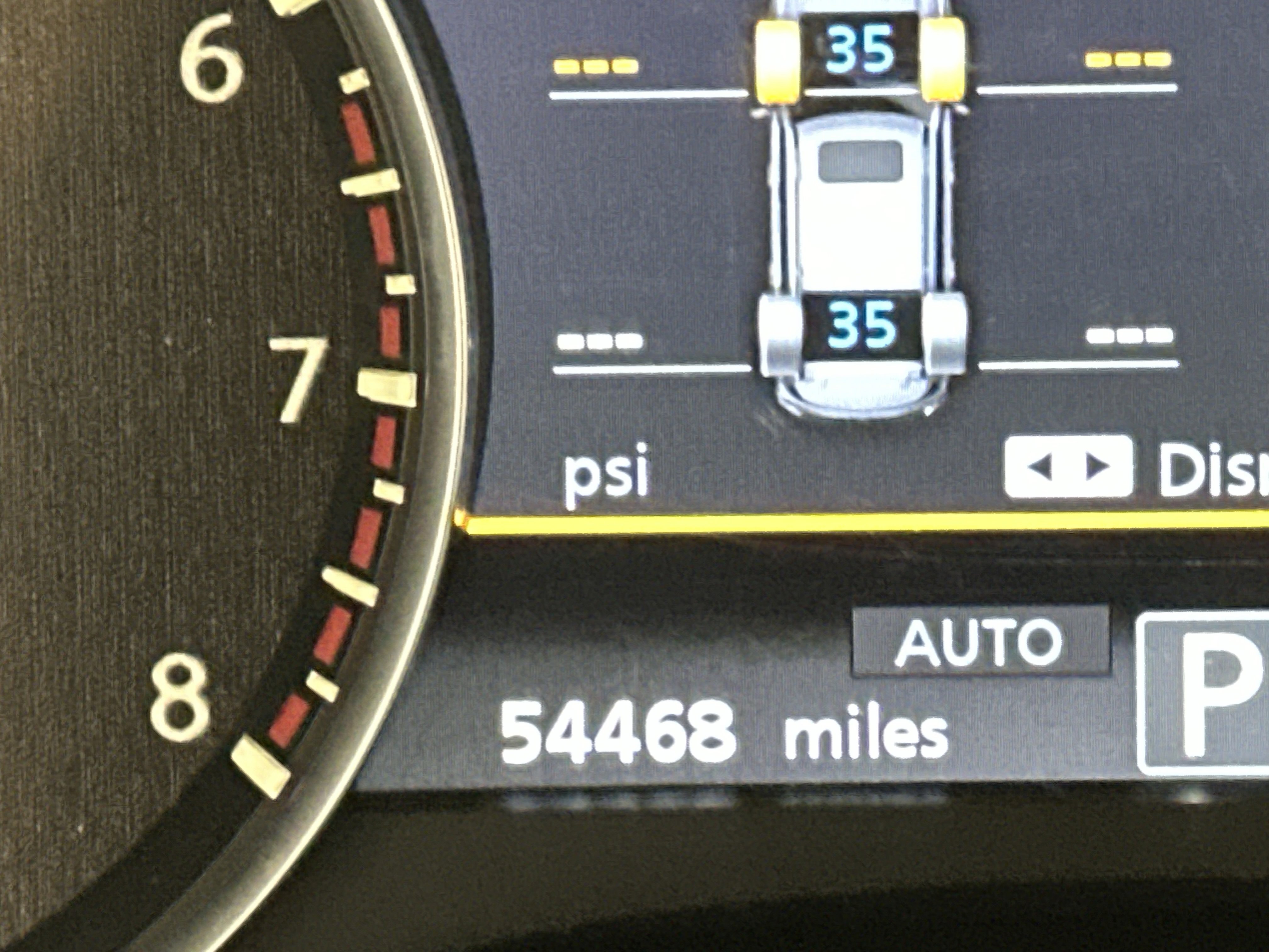 Used 2023 Nissan Armada Platinum image 31