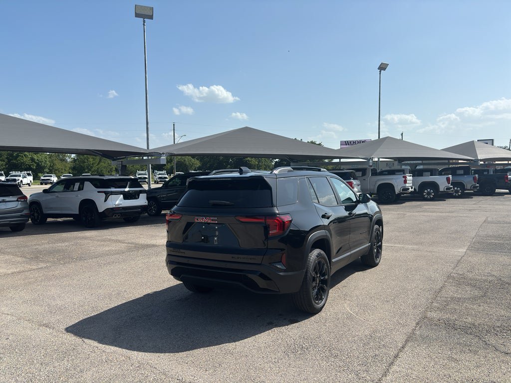 Used 2027 GMC Terrain Elevation w/ Elevation Premium Package FWD image 5