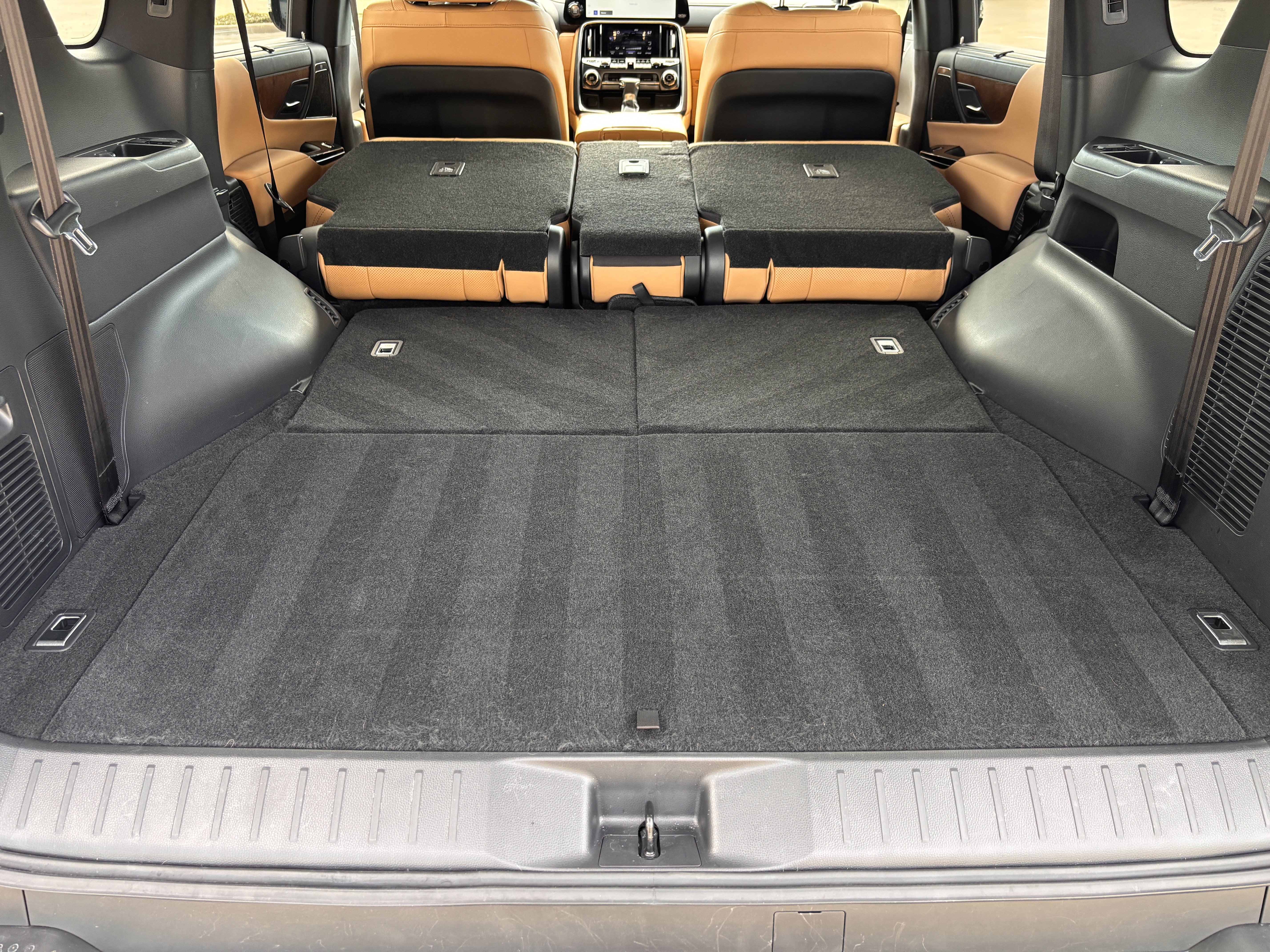 Certified 2026 Lexus LX 600 4WD w/ Accessory Package (Z1) image 38