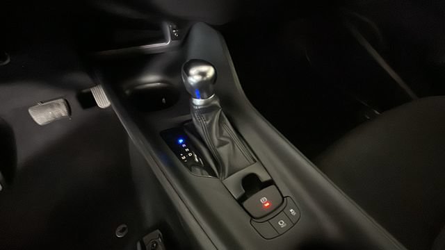Used 2018 Toyota C-HR XLE FWD image 21