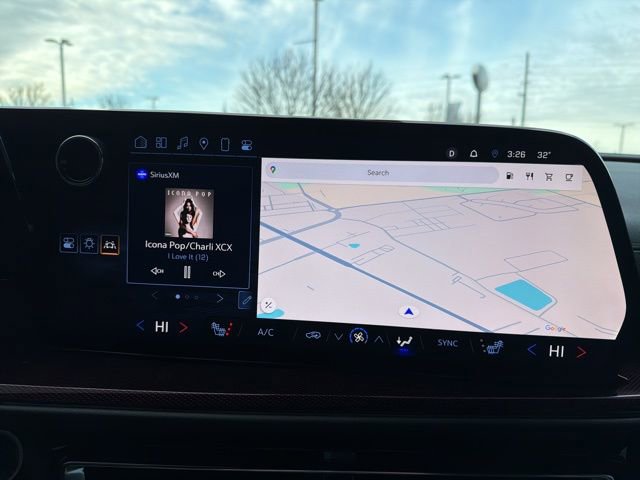 Used 2024 Chevrolet Traverse Z71 w/ LPO, Floor Liner Package image 33