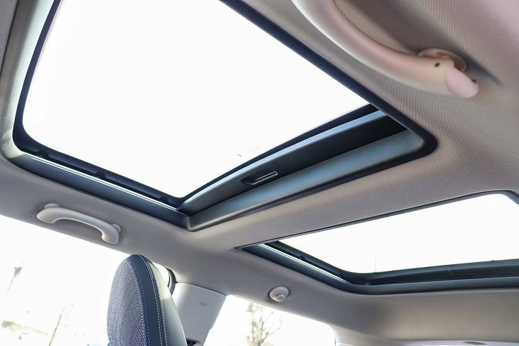 Used 2025 MINI Cooper S image 28