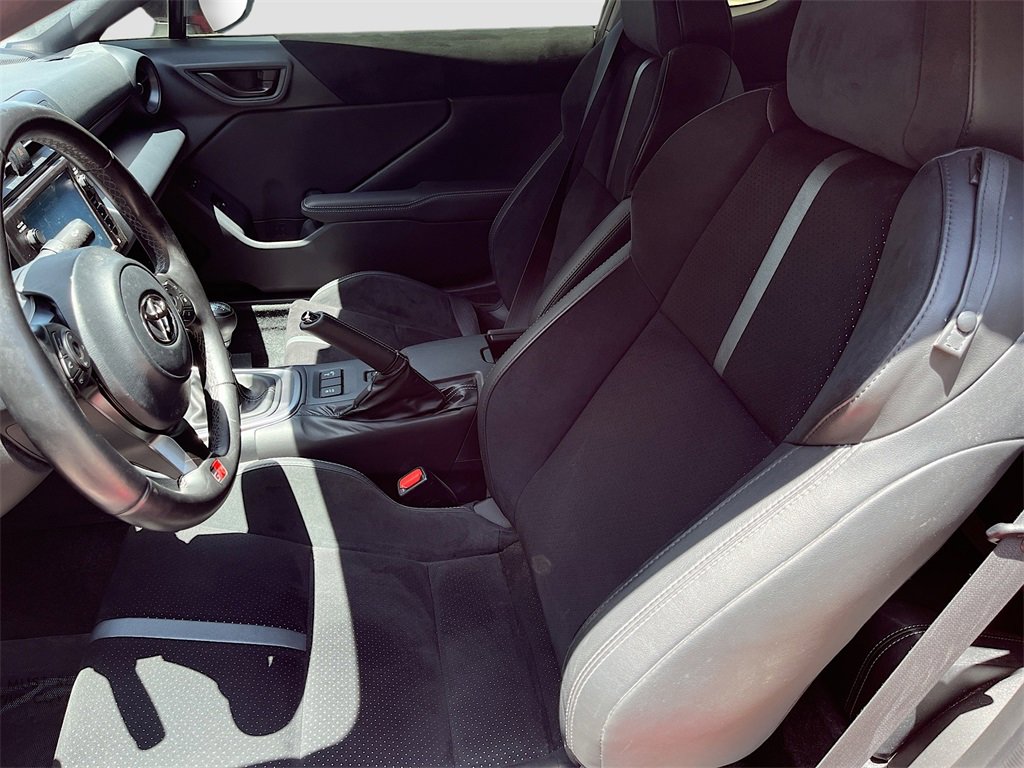 Used 2024 Toyota GR86 TRUENO Edition image 18