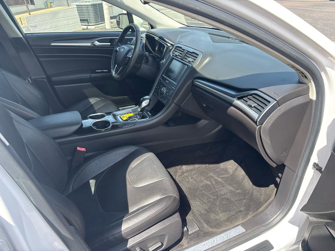 Used 2013 Ford Fusion Titanium FWD image 35