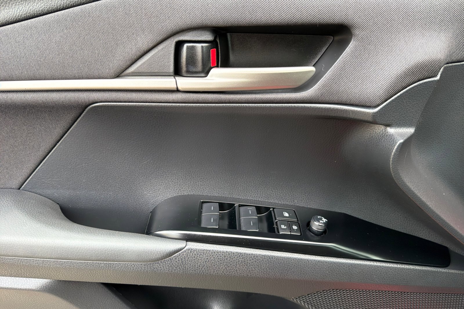 Certified 2025 Toyota Camry LE image 11