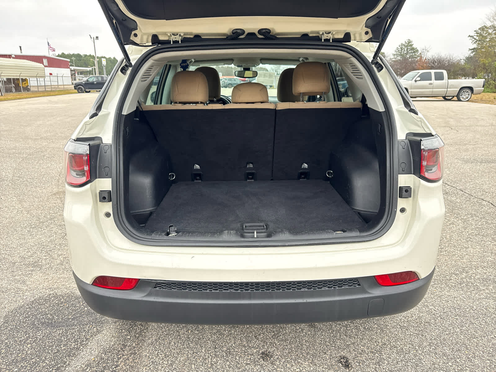 Used 2020 Jeep Compass Sport image 13