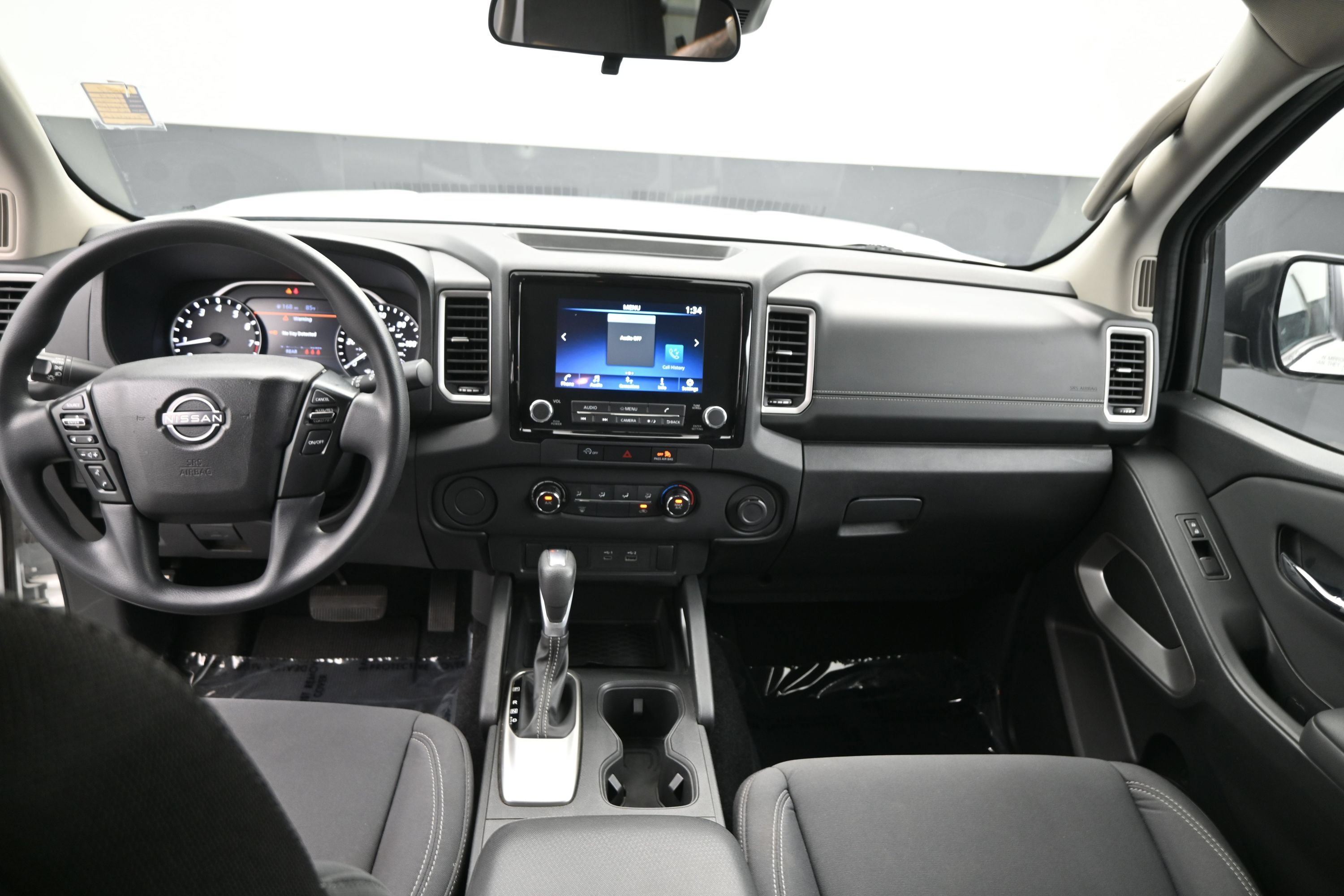Used 2024 Nissan Frontier SV RWD image 19