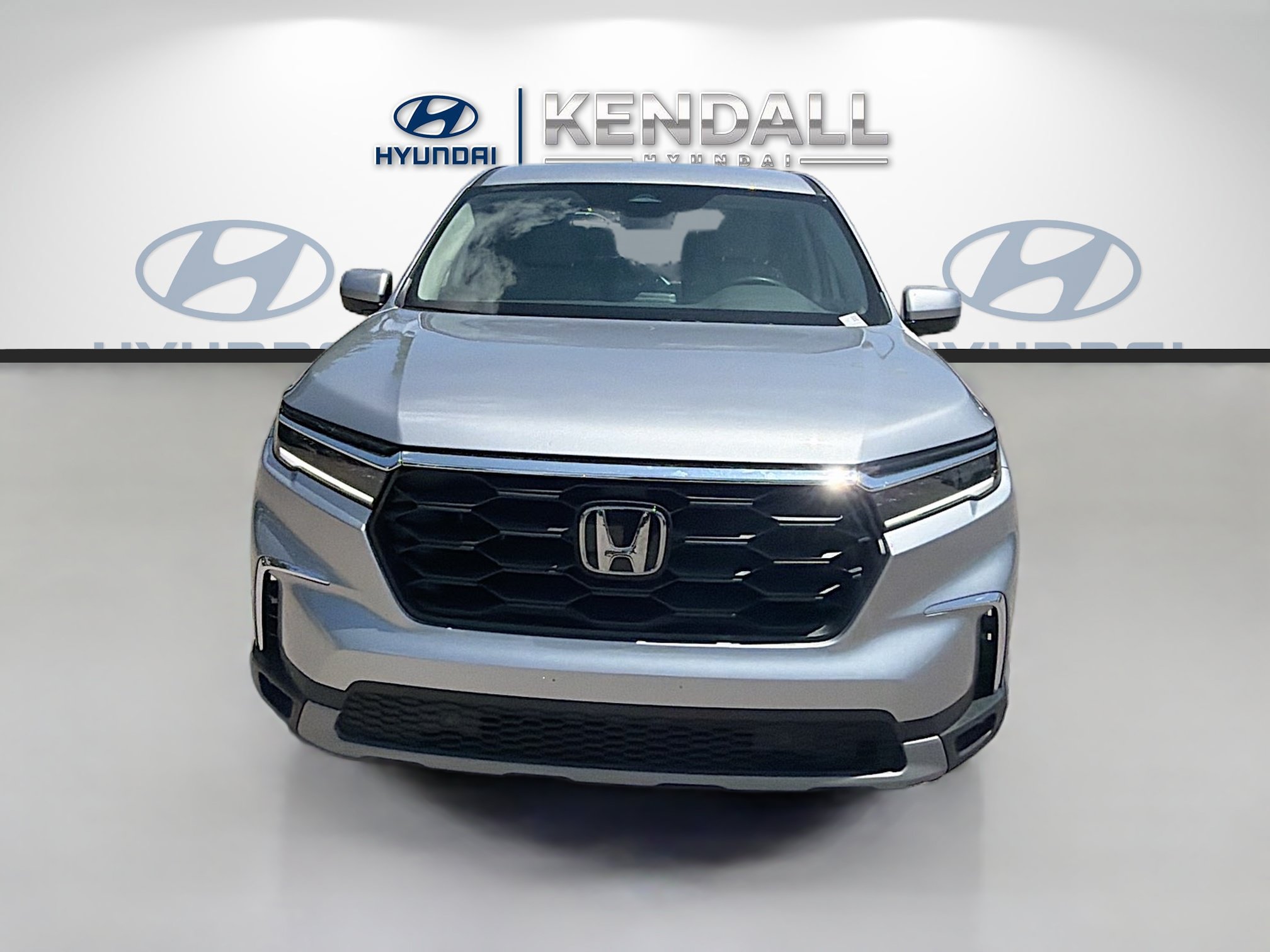 Used 2025 Honda Pilot EX-L image 2