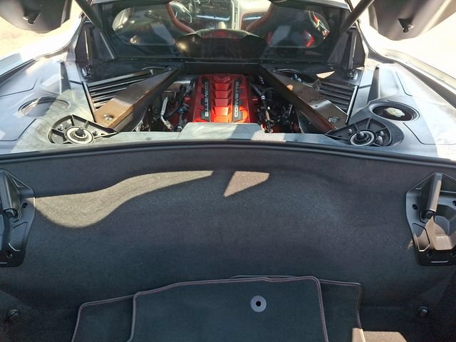 Used 2020 Chevrolet Corvette Stingray Coupe w/ Engine Appearance Package RWD image 31