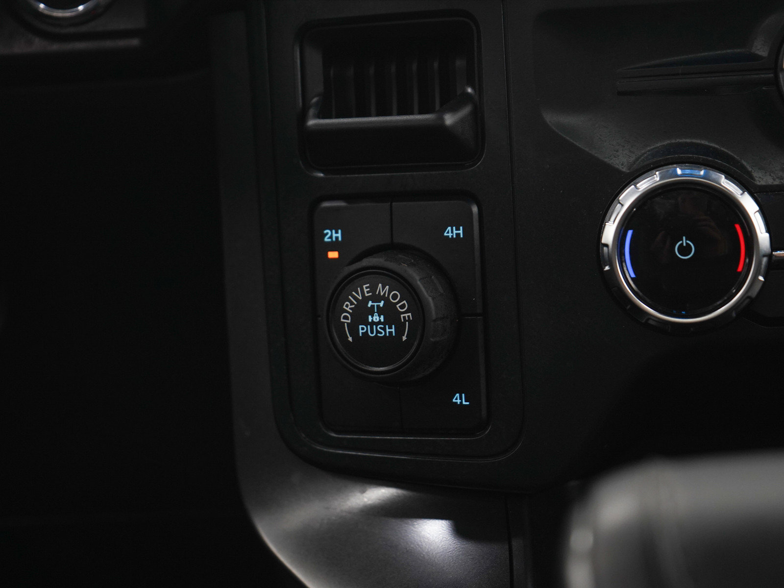 Used 2025 Ford F150 Tremor AWD/4WD image 20