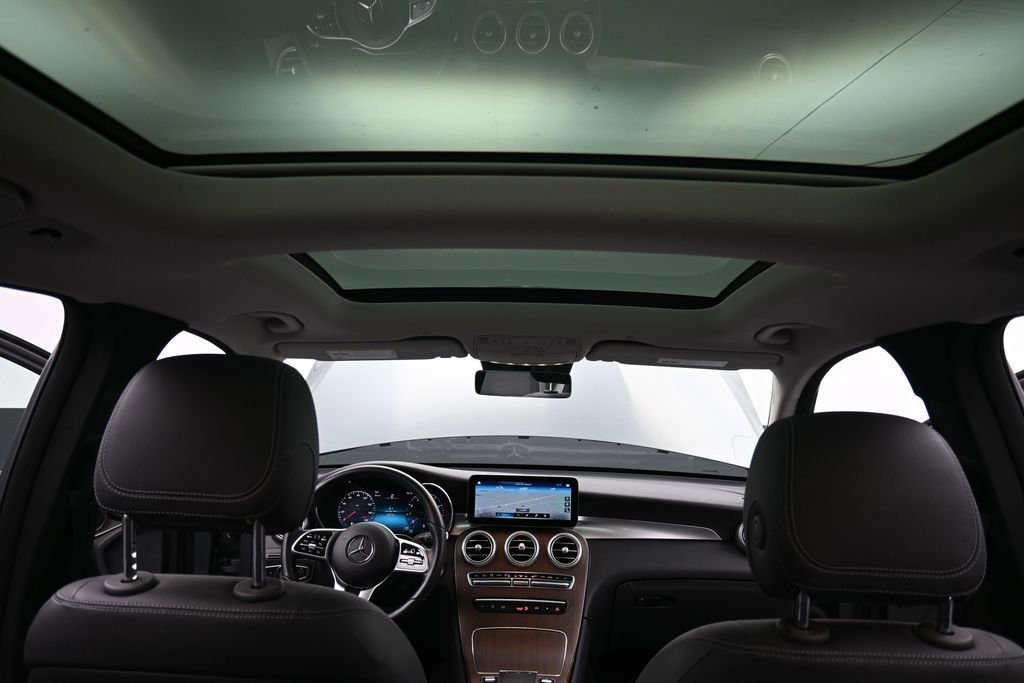 Used 2022 Mercedes-Benz GLC 300 4MATIC image 17