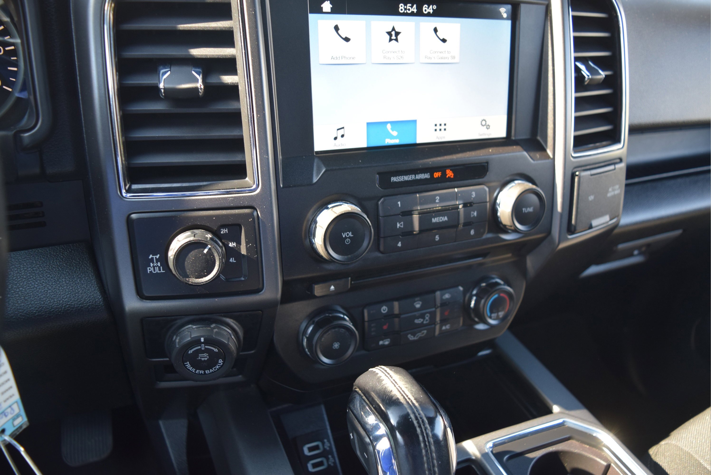 Used 2018 Ford F150 XLT w/ Equipment Group 302A Luxury AWD/4WD image 16