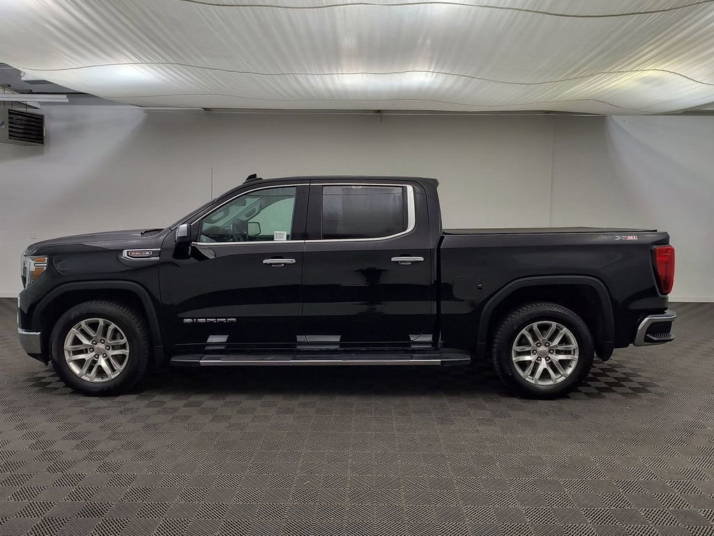 Used 2022 GMC Sierra 1500 SLT w/ SLT Premium Package image 2
