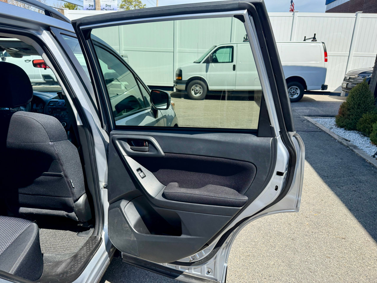 Used 2015 Subaru Forester 2.5i Premium image 24