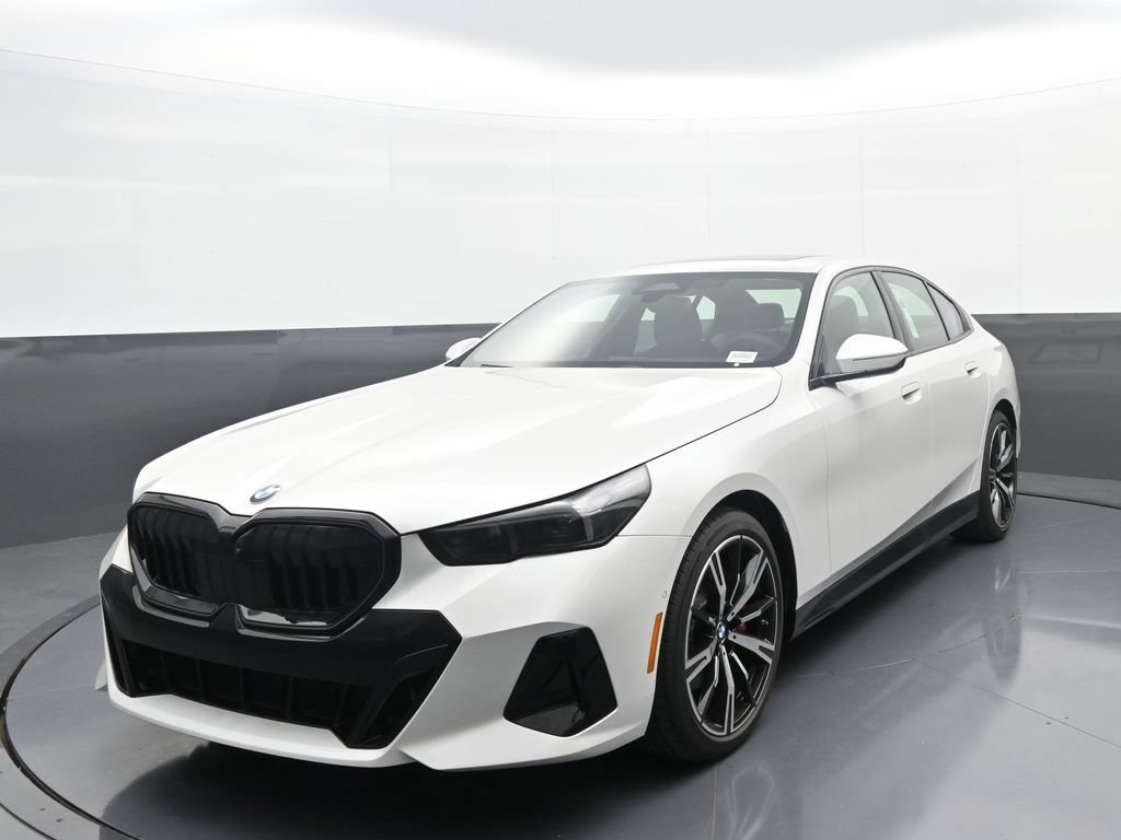 New 2027 BMW 530i xDrive w/ M Sport Package AWD/4WD image 1