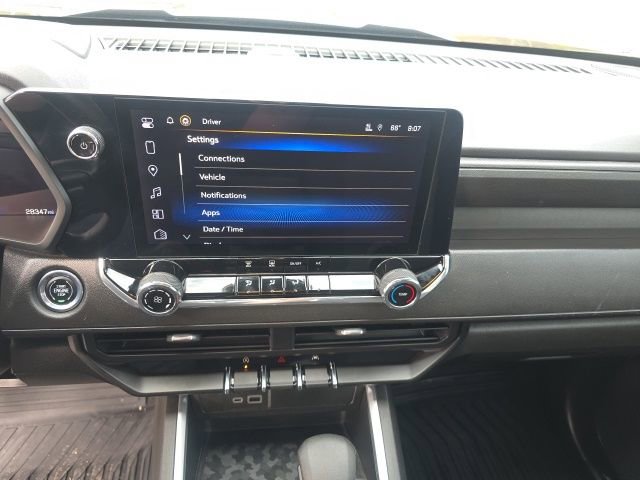 Used 2024 Chevrolet Colorado W/T w/ WT Convenience Package image 17