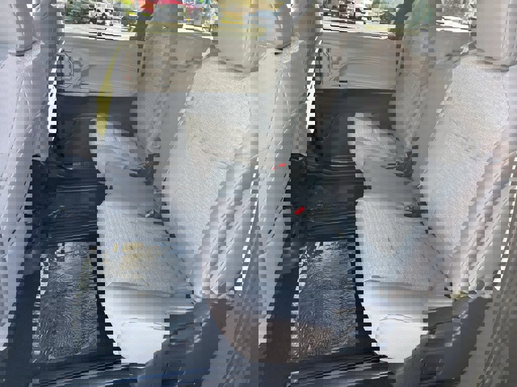 Used 2024 Toyota Sienna LE image 13