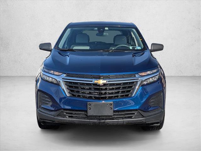Used 2022 Chevrolet Equinox LS image 2