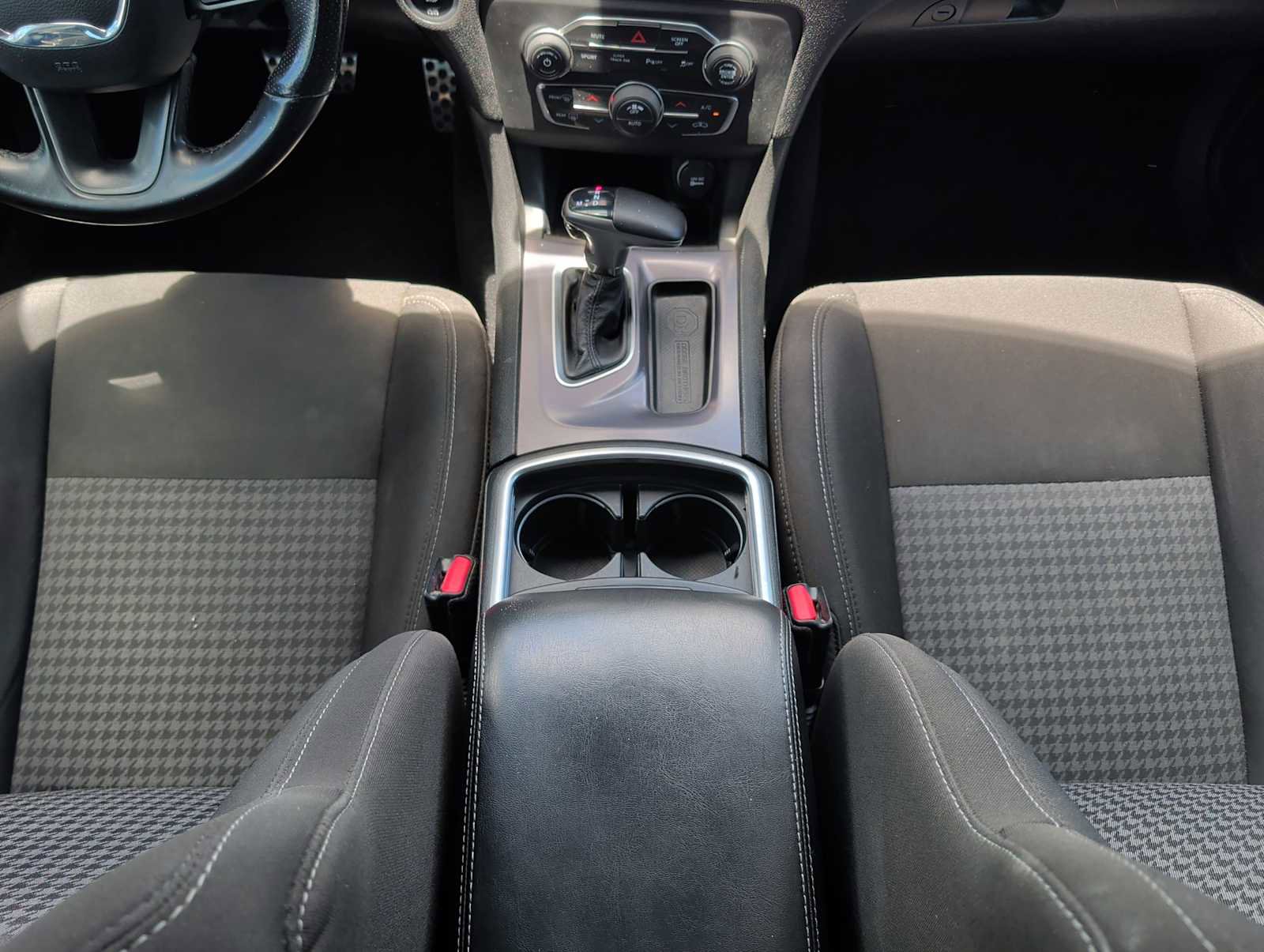 Used 2020 Dodge Charger GT RWD image 21