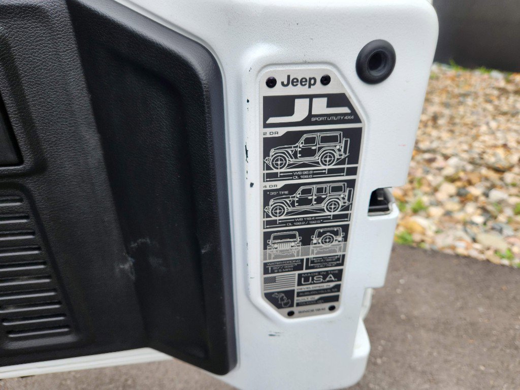 Used 2021 Jeep Wrangler Willys image 20