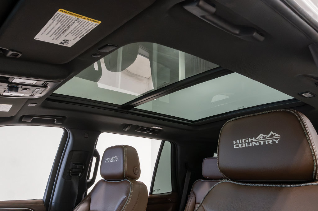 Used 2021 Chevrolet Tahoe High Country AWD/4WD image 10