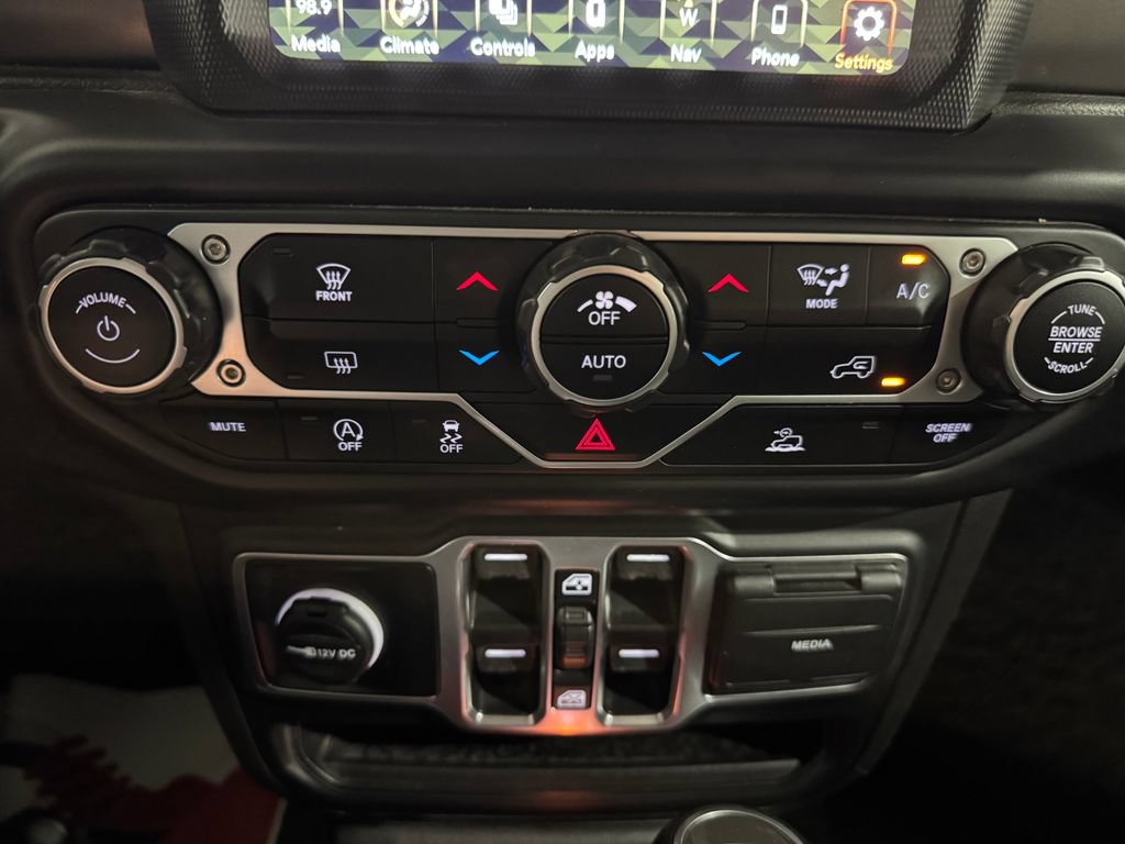 Used 2023 Jeep Gladiator Sport AWD/4WD image 28